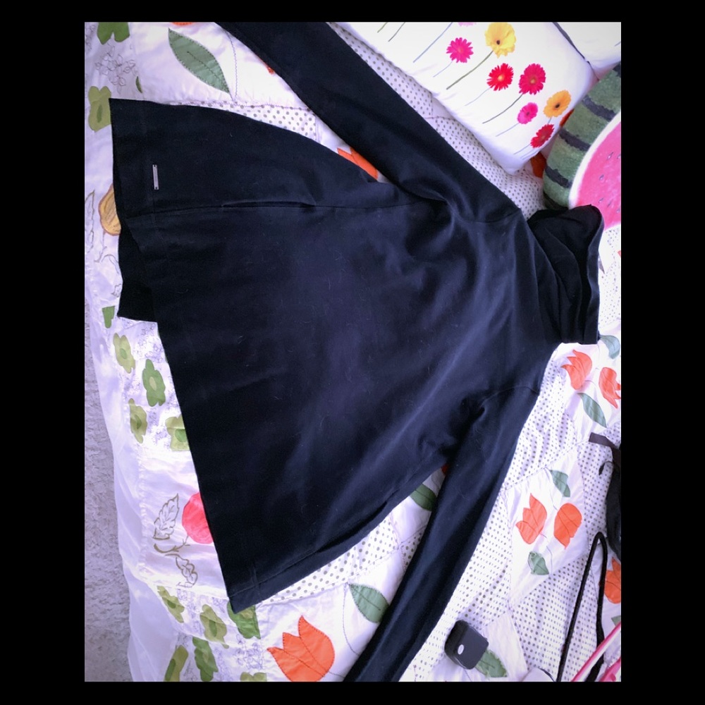 Warm & cozy Lululemon wrap size 4